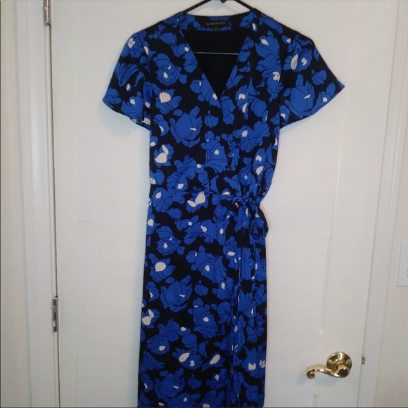 Banana Republic Blue Floral Pleated Wrap Dress XS - Picture 3 of 8